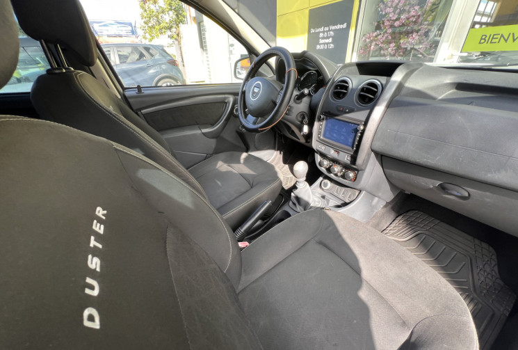 Dacia Duster I Phase 2 SUV 1.5 dCi FAP 4x4 110 cv Prestige // Car Play et Android Auto intégré