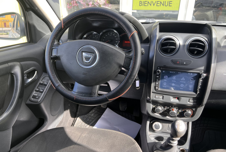 Dacia Duster I Phase 2 SUV 1.5 dCi FAP 4x4 110 cv Prestige // Car Play et Android Auto intégré
