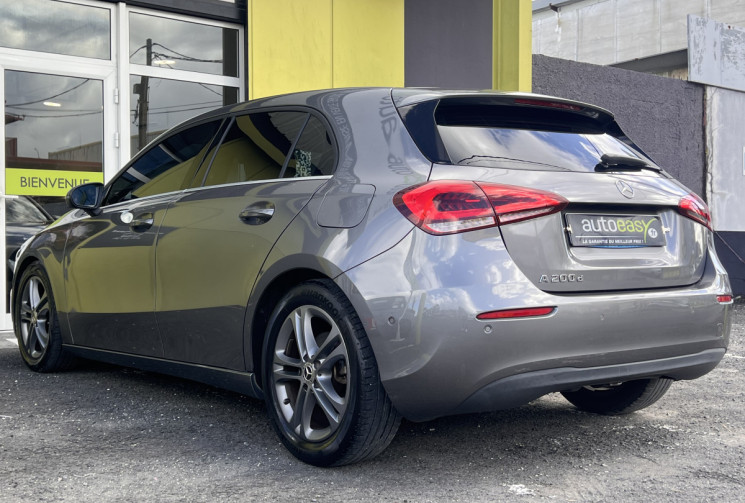 Mercedes Classe A Hatchback 200 d 2.0 d 16V 8G-DCT 150 cv Style Line // Boite Automatique