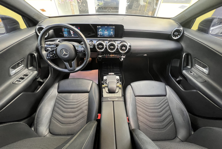 Mercedes Classe A Hatchback 200 d 2.0 d 16V 8G-DCT 150 cv Style Line // Boite Automatique