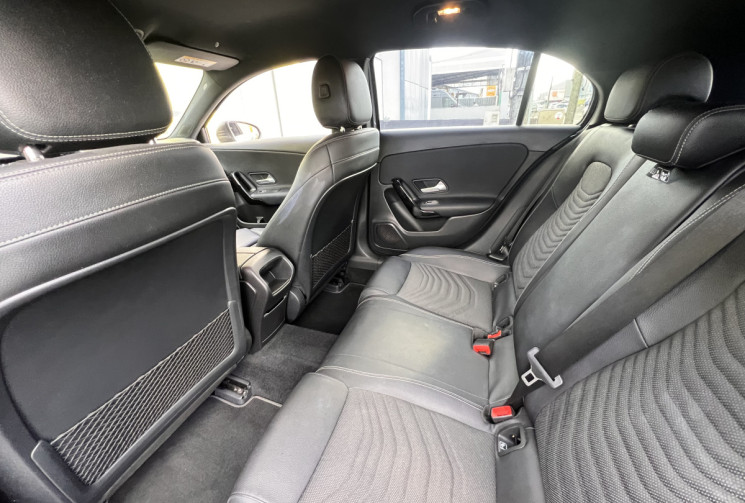 Mercedes Classe A Hatchback 200 d 2.0 d 16V 8G-DCT 150 cv Style Line // Boite Automatique