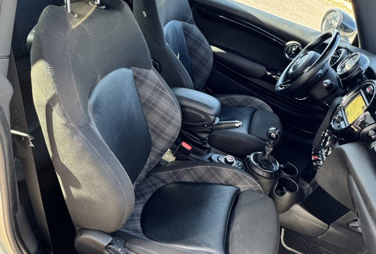 Mini Cooper (F56) 1.5 i 136 Pack CHILI