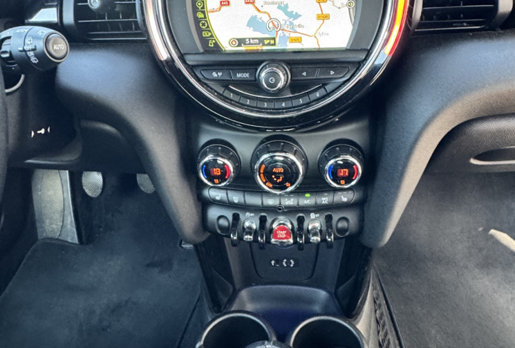 Mini Cooper (F56) 1.5 i 136 Pack CHILI