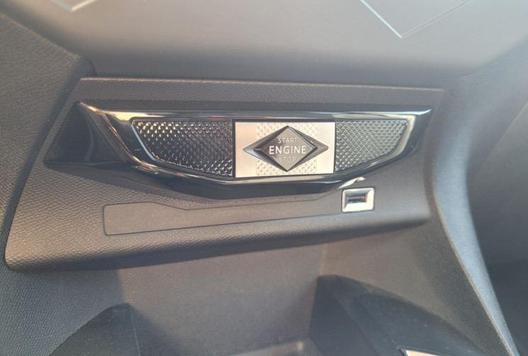 DS DS 3 Crossback PURETECH 130 EAT8 TOITS DE PARIS