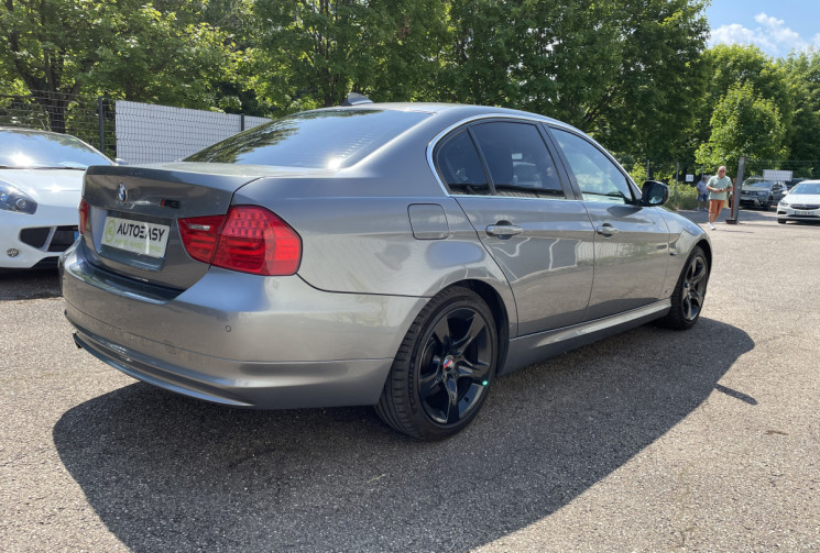 BMW Série 3 320dA 184 ch Edition * historique complet* Etat impeccable