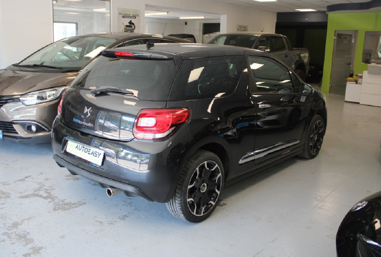 Citroën DS3 1.6 l VTi 120 CV  Boite automatique 