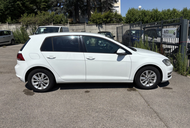 Volkswagen Golf 1.6 TDI 105 ch / Confortline 