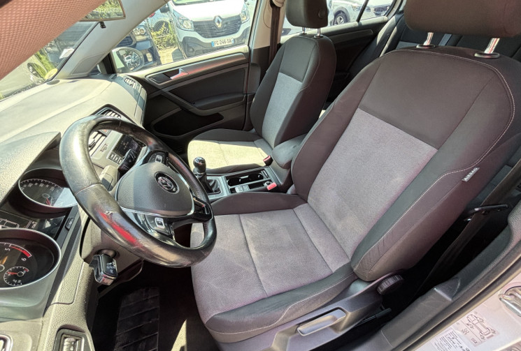 Volkswagen Golf 1.6 TDI 105 ch / Confortline 