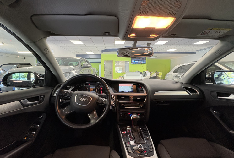 Audi A4 Avant S-LINE 150 CV 2.0 TDI BOITE AUTOMATIQUE