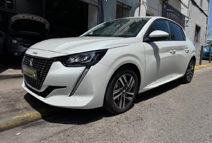 Peugeot 208 1.2 100 allure cv Origine France 1er main