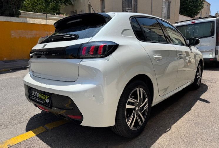 Peugeot 208 1.2 100 allure cv Origine France 1er main