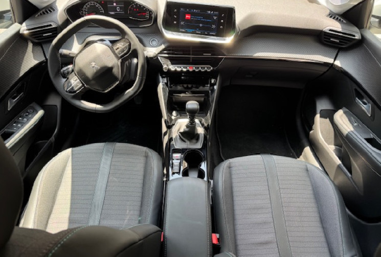 Peugeot 208 1.2 100 allure cv Origine France 1er main