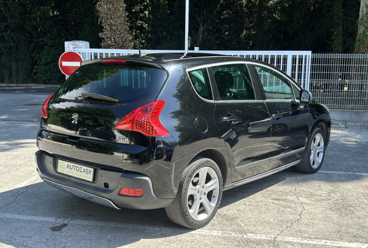 Peugeot 3008 I 2.0 HDi FAP 163 Féline Sièges chauffants / Distribution changée / Radar / Bluetooth