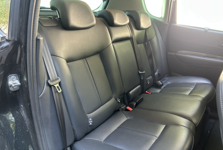 Peugeot 3008 I 2.0 HDi FAP 163 Féline Sièges chauffants / Distribution changée / Radar / Bluetooth