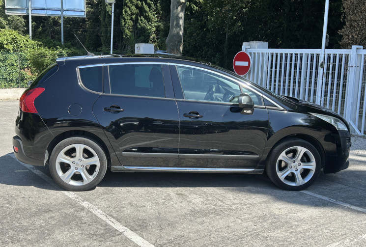 Peugeot 3008 I 2.0 HDi FAP 163 Féline Sièges chauffants / Distribution changée / Radar / Bluetooth