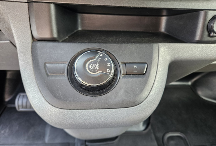 Peugeot Expert IV STANDARD 2.0 BLUEHDI 120 EAT8 ASPHALT