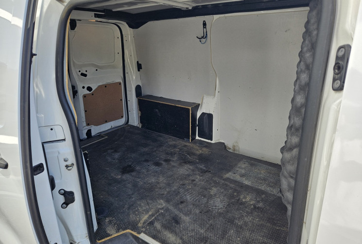 Peugeot Expert IV STANDARD 2.0 BLUEHDI 120 EAT8 ASPHALT