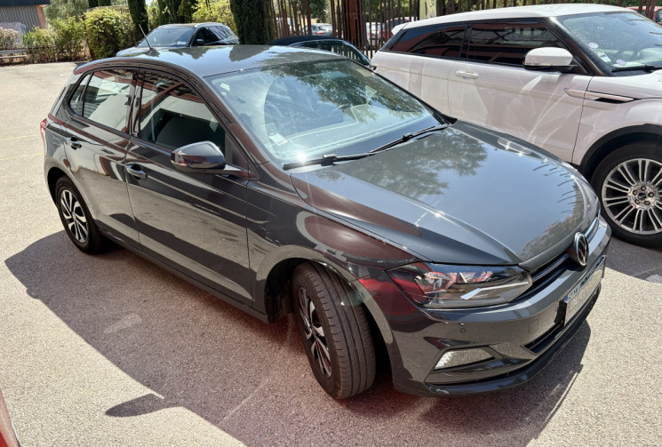 Volkswagen Polo 1.0 TSI 95cv ACTIVE / Carplay / Virtual Cockpit / Radars / 2021 / 65000km