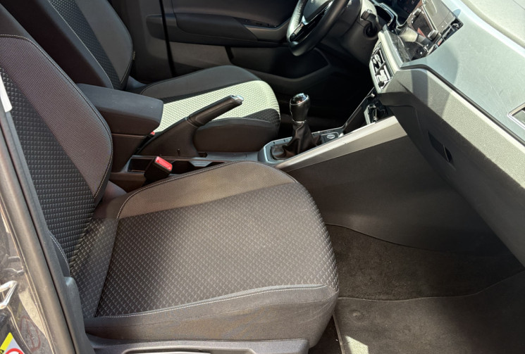 Volkswagen Polo 1.0 TSI 95cv ACTIVE / Carplay / Virtual Cockpit / Radars / 2021 / 65000km