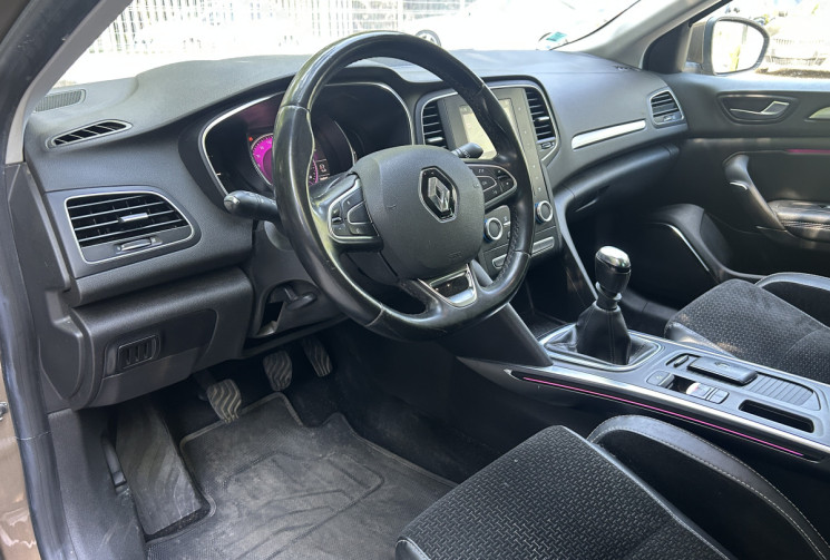 Renault Megane IV Hatchback 1.6 dCi 130 Intens Caméra de recul / Bluetooth / GPS
