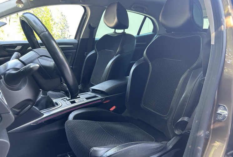 Renault Megane IV 1.6 dCi 130 Intens Caméra de recul / Bluetooth / GPS