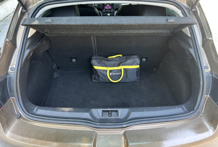 Renault Megane IV Hatchback 1.6 dCi 130 Intens Caméra de recul / Bluetooth / GPS