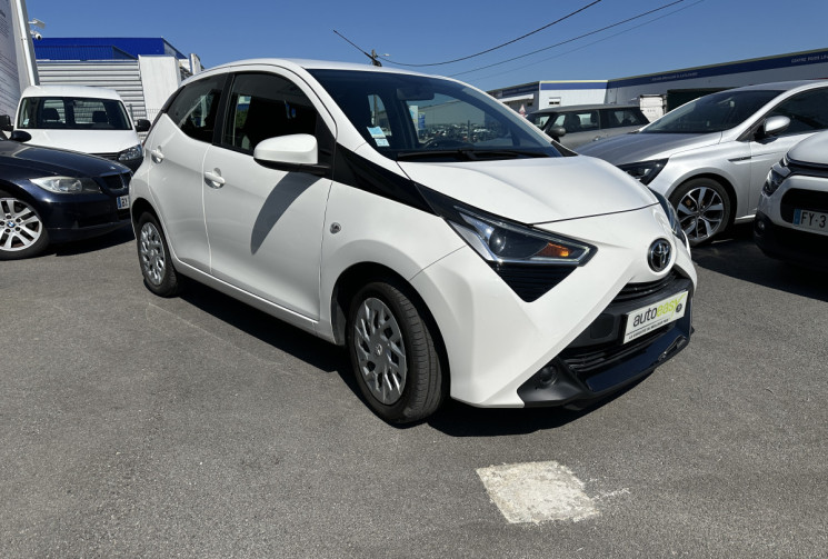 Toyota Aygo PHASE 2 1.0 VVTi  X-SHIFT 72 CV X-PLAY BOITE AUTO 