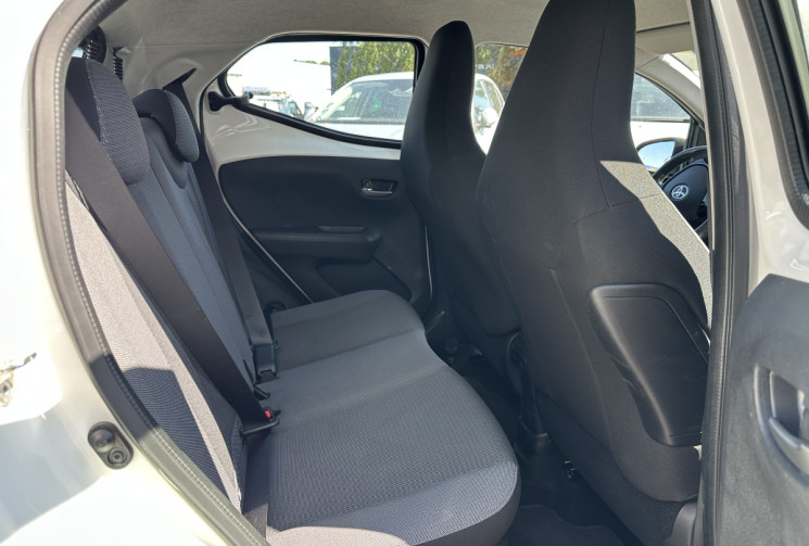Toyota Aygo PHASE 2 1.0 VVTi  X-SHIFT 72 CV X-PLAY BOITE AUTO 
