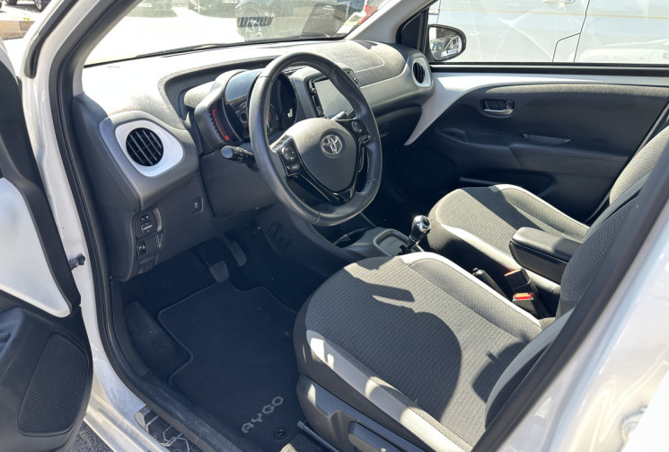 Toyota Aygo PHASE 2 1.0 VVTi  X-SHIFT 72 CV X-PLAY BOITE AUTO 