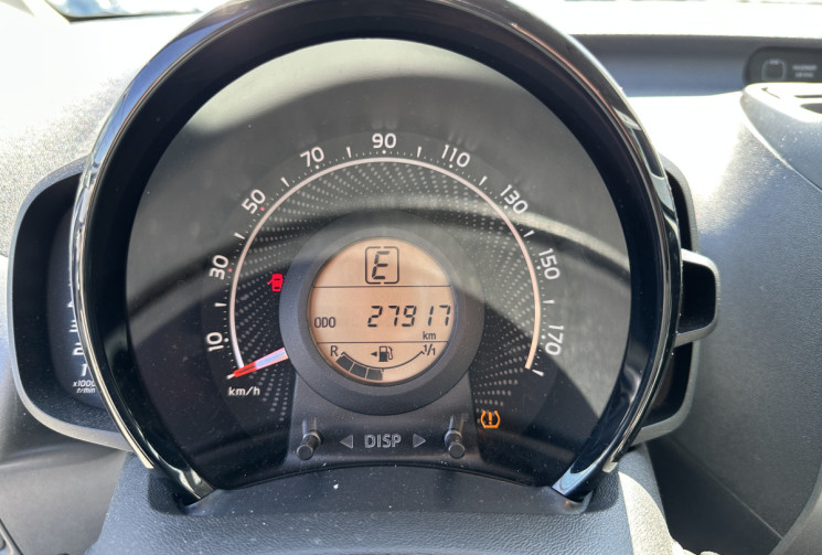 Toyota Aygo PHASE 2 1.0 VVTi  X-SHIFT 72 CV X-PLAY BOITE AUTO 
