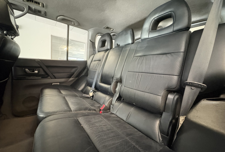 Mitsubishi Pajero 160 CV 3.2 DID 