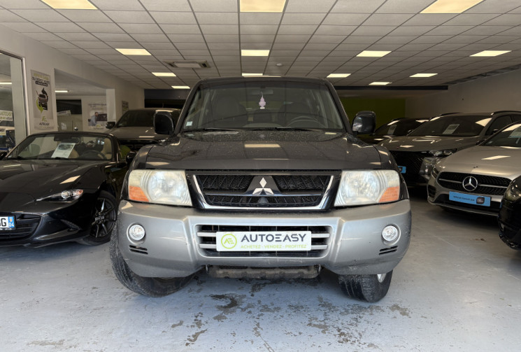 Mitsubishi Pajero 160 CV 3.2 DID 