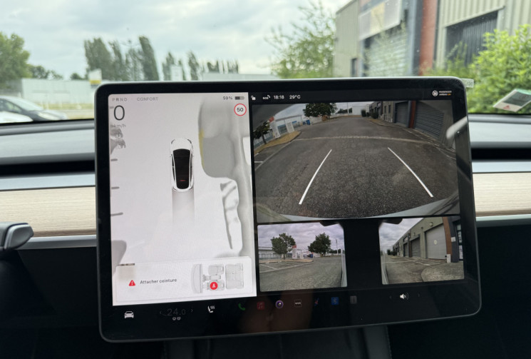 Tesla Model Y  Standard 