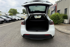 Tesla Model Y  Standard 