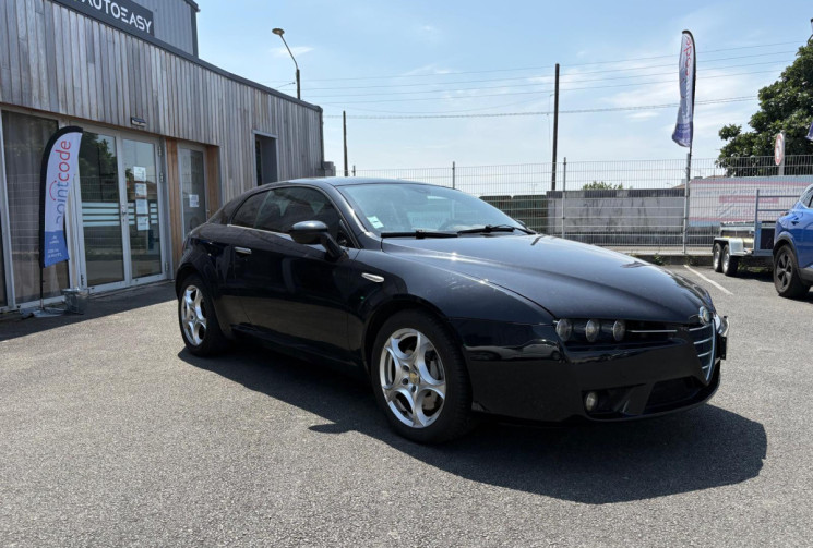 Alfa Romeo BRERA 2.4 JTDM 210 SKY VIEW / BON ETAT / 12 MOIS DE GARANTIE 
