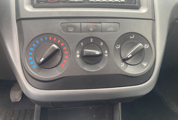 FIAT GRANDE PUNTO 1.2 i 65 cv
