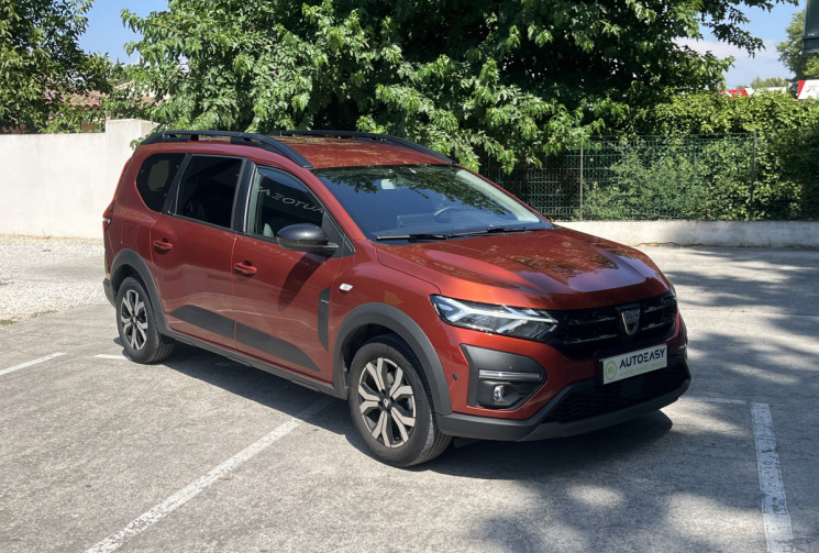Dacia Jogger 1.0 Tce 110 Extrême + 7 Places / Attelage / Sièges Chauffants / Keyless / Angles Morts 