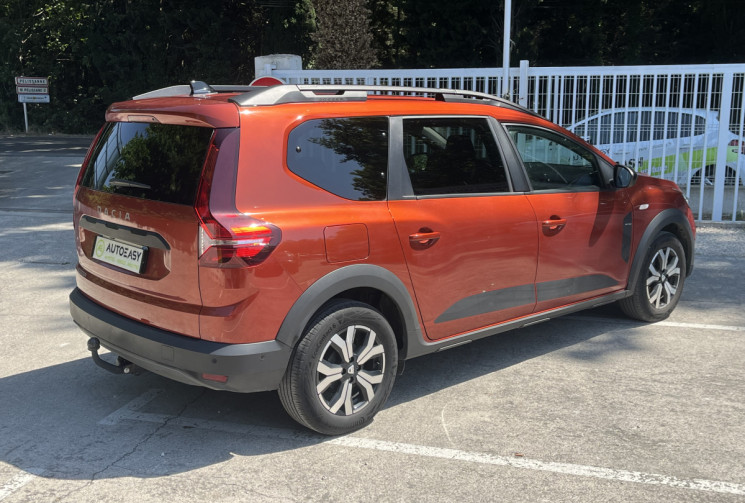 Dacia Jogger 1.0 Tce 110 Extrême + 7 Places / Attelage / Sièges Chauffants / Keyless / Angles Morts 