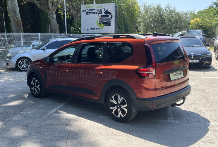 Dacia Jogger 1.0 Tce 110 Extrême + 7 Places / Attelage / Sièges Chauffants / Keyless / Angles Morts 