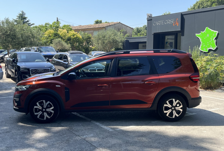 Dacia Jogger 1.0 Tce 110 Extrême + 7 Places / Attelage / Sièges Chauffants / Keyless / Angles Morts 