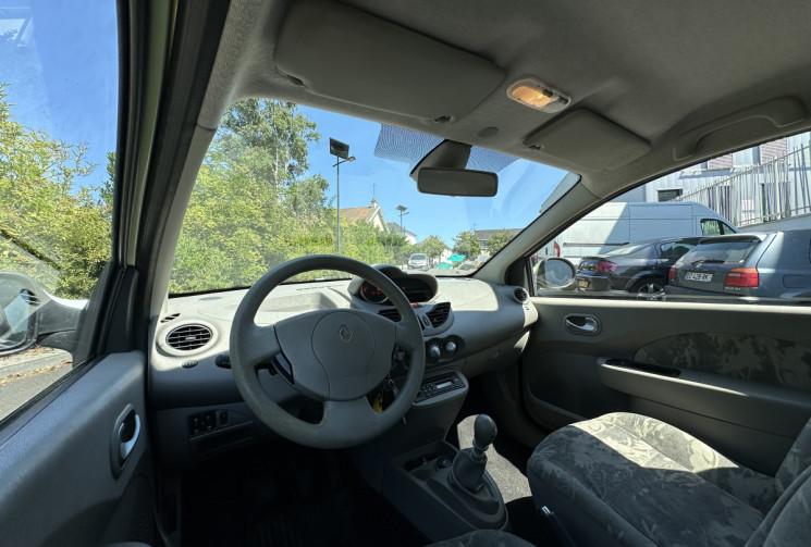 Renault Twingo 1.2 16v 75ch Helios / 1ère main