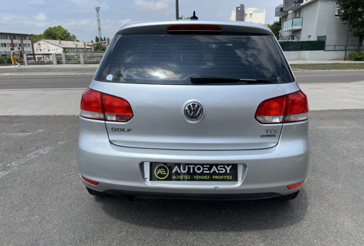 Volkswagen Golf VI 5 Portes 1.6 TDI FAP Blue Motion DSG7 105 cv