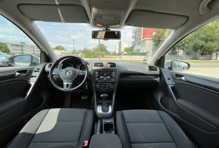 Volkswagen Golf VI 5 Portes 1.6 TDI FAP Blue Motion DSG7 105 cv