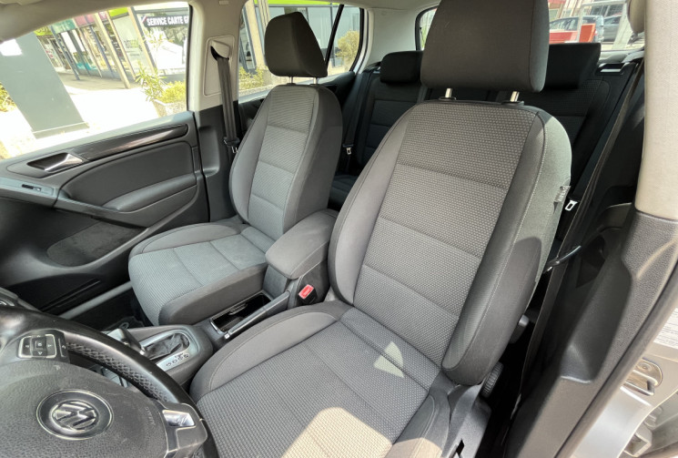 Volkswagen Golf VI 5 Portes 1.6 TDI FAP Blue Motion DSG7 105 cv