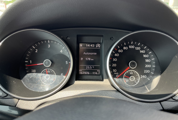 Volkswagen Golf VI 5 Portes 1.6 TDI FAP Blue Motion DSG7 105 cv