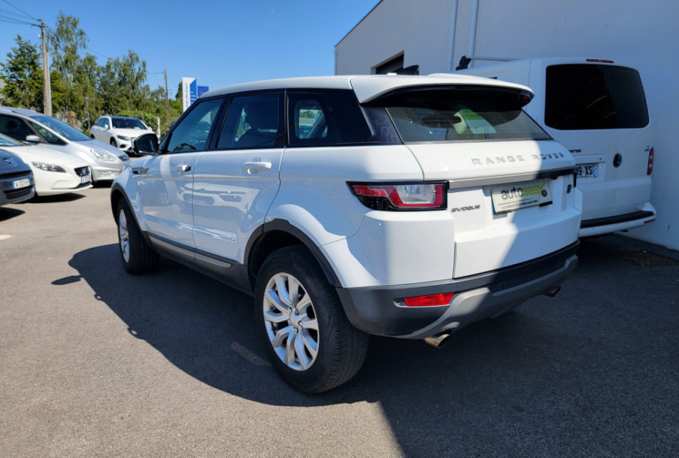 Land-Rover Range Rover Evoque Phase 2 (5p) 2.0 TD4 16V 4WD BVA9 150 cv Boîte auto SE