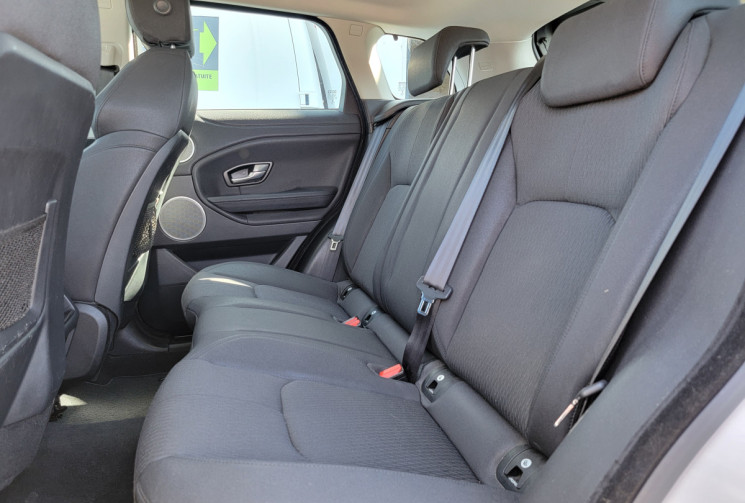Land-Rover Range Rover Evoque Phase 2 (5p) 2.0 TD4 16V 4WD BVA9 150 cv Boîte auto SE