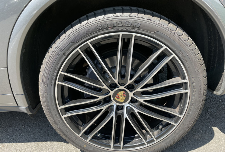 Porsche Cayenne II Phase 2 958 3.0 D V6 TDI 262 ch Pack GTS