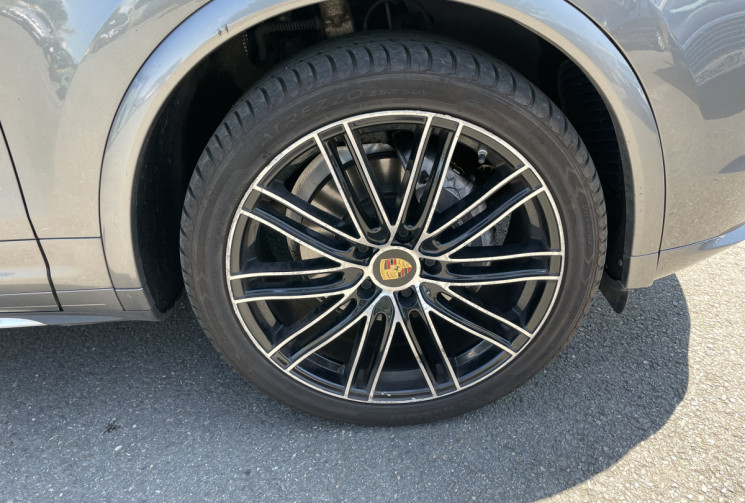 Porsche Cayenne II Phase 2 958 3.0 D V6 TDI 262 ch Pack GTS
