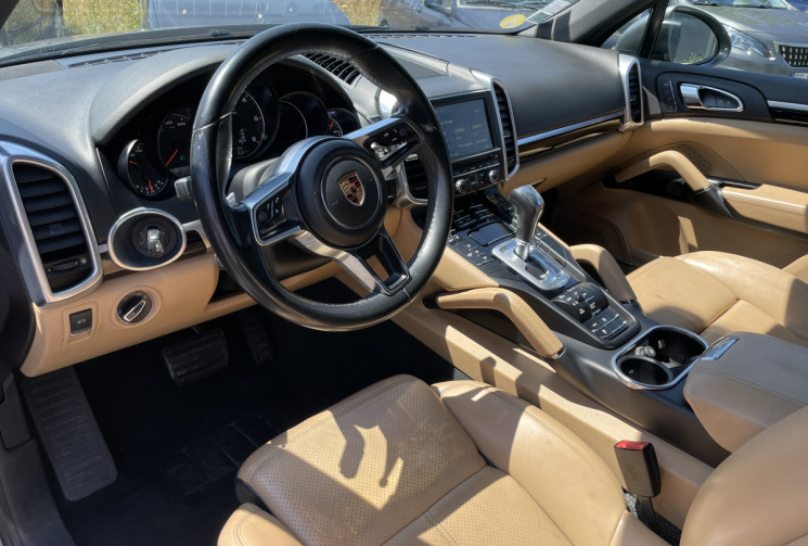 Porsche Cayenne II Phase 2 958 3.0 D V6 TDI 262 ch Pack GTS